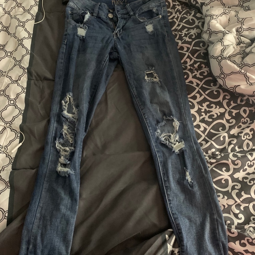 Mid rise ripped jeans